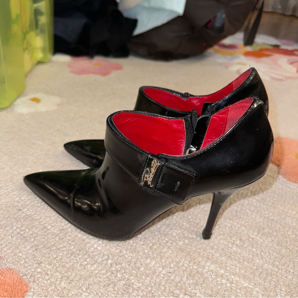 Cesare Paciotti black patent leather zip short stiletto booties 39